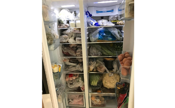 满满一冰箱的食物